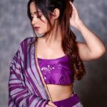 Jannat Zubair Rahmani Instagram – I purple you 💜

 📸  @smileplease_25 
👗  @janmaakshar 
💄 @makeupbysurbhik 👩🏻 @brushandblushby_mrunal