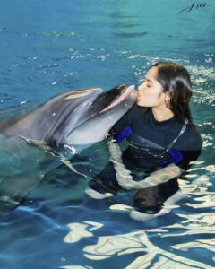 Jannat Zubair Rahmani Instagram - Bella 🐬 @dolphinariumdubai