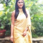 Kaniha Instagram - Nothing.. No make up can make you prettier than a genuine smile. Smile coz you look prettier when you smile😊😊 #smiles #kaniha ❤ #sareenotsorry