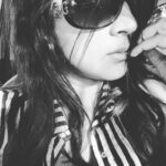 Kaniha Instagram - Have a great week..🤗 #monochrome #blackandwhite #messyhair