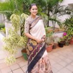 Kaniha Instagram - #simpleissweet#cottonsaree#momandson Have a happy weekend 😘😍