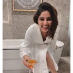 Samyuktha Menon Instagram - ✨And then just before Sunrise ..there is Stardust ✨ What do you think made the babe in robes burst into that loud laughter ? 😄 #soiree #stardust #laughter #stories #story #instatales #samoninsta #instsam #samfam #white #creamywhite #martini #martinilove #goldenglimpse #goldenglow #lifegoals #commentbelow #yourstories #imagination #instafun #instacool #kewl #bathrobe #robe #babeinbathrobe #instamood #toohottohandle #samyuktha #moira #schittscreek