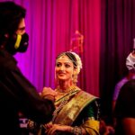 Sandeepa Dhar Instagram - MARATHI MULGI 🙃 A big part of being Vaishnavi in #MUMBHAI was looking the part. Huge shoutout to the stylist @sumanfashionmaker & the MUH team #Sunil , #Aarti & @sneharodricks for being so amazing. Thank you @ektarkapoor for always backing strong female parts & giving me an opportunity to be a part the world of #MUMBHAI . 😊 Thank you @lakhiaapoorva for writing such a kickass script & making me a part of journey . It’s been an honour. ❤️ Thank you @akshayindahouse for being the ideal Captain of the ship & helping me build the world of Vaishnavi & always guiding me through it . 🤗 📸 @prakashography_house