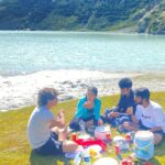 Sara Ali Khan Instagram - Sunny rays and Starry nights Moonlight and camp fire for lights As long as you can deal with heights And over food are the only fights ☀️🌙 🌌⛺️🏔 P.S sorry @manantramboo @yashsinghal @yashmittal2311 for eating all the food 🥘 #highaltitude #lake Sheshnag Lake