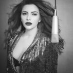 Shama Sikander Instagram - Know that you can start late, Look Different, Be uncertain and still succeed..... . . . #beautiful #look #blacknwhite #loveyouself #blessed #positivevibes #happiness #inspiration #believe Ohio , U.S.A