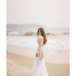 Shama Sikander Instagram - 🧚🏻‍♀️ Tale...☺️ . . . Photographer:- @theweddingstory_Official Dress:- @lior_charchy_bridal Jewellery:- @amisukhadia Make Up By:- @kanika.world Hair By:- @hairbyrajabali Wedding planning:- @noureenmorani @karansoorma . . #jamsham #couplegoals #shoot #loveisintheair #preweddingshoot #goa #togetherness #love #life #happiness💕 #blessed #gratitude #shamasikander Goa