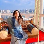 Shama Sikander Instagram - Kya ye bole janu naaaa….🥰🥰🥰 #feeling #vibe #bollywood #innocent #song #bollywoodsongs #parineeta #indian #actor #actorslife #swing #trending #viral