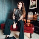 Shama Sikander Instagram - Your style is your brand…😎 . . . #beautiful #style #love #yourself #life #blessed #happiness #positivevibes #inspiration #shamasikander #explore #share Mumbai, Maharashtra