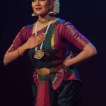 Swasika Instagram - It is an immense happiness to any classical dancer to perform at soorya festival. This was my first performance at soorya festival and I thank all my gurus for training me to reach such a platform. This performance will always remain special to me. Photography: @srees_fotography #swasika #swasikavj #classicaldancer #sooryfestival #sooryakrishnamoorthy