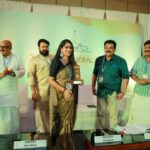 Swasika Instagram - The token of love from AMMA . Thank you so much and I feel proud to be a part of this Association. #mohanlal #lalettan #sidhique #ganeshkumar #mukesh #swasika #ammameeting