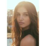 Tara Sutaria Instagram - Unplanned photo session with the neighbour :) @rohanmehra #fav