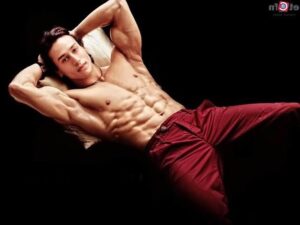 Tiger Shroff Instagram - Jab daadi nahi aati thi...🐥 #bachpana