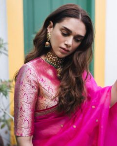 Aditi Rao Hydari Thumbnail - 310.5K Likes - Top Liked Instagram Posts and Photos