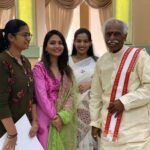 Alekhya Harika Instagram - Extremely privileged 🤩 It was just a "wow" moment meeting our governor of telangana t'Amilisai Soundararajan' and 'Bandaru Dattatreya' Special thanks to Vijaya akka for making this happen🙂 "Happy womens day"