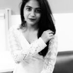Alekhya Harika Instagram - "In the distance between Black and white lies the colour 💫💘 of the soul" ❣ Pc:@vaishnavi.gunukuntla 😘