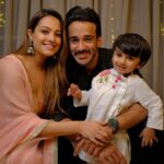 Anita Hassanandani Instagram - Happy Diwali 🪔✨ From ours to yours 💥