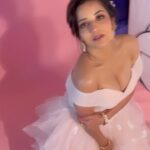 Antara Biswas Instagram - “Bebo”…. And This Song 💗💗… My Favourite 🤩 #reels #instgram #loveyourself #reelitfeelit