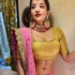 Antara Biswas Instagram - Shubh Deepaawali 🪔 🎉🌸💥…. Missing you Too my ❤️ @vikrant8235 Jewelleries: @art_with_abhijeet