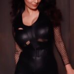 Anveshi Jain Instagram - You can tell how eagerly I am waiting for Halloween 🎃 👻👻 . . . . . . . . #halloween #outfit #ootd #reels #fashion #black #leather #love #hot #look #instagood #instagram #anveshijain #anveshi #instadaily