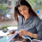 Anveshi Jain Instagram - Magazine with a ☕️ . . . . . . #love #travel #photoshoot #photography #ootd #sunset #goldenhour #anveshijain #instagood #instagram #instadaily #ootd #réel #reel #instafashion #bollywood #bollywoodactress #instafashion #reelsvideo #bollywoodhot #candid #random #bolly #anveshijain #anveshi