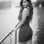 Ashu Reddy Instagram - People like my back, coz they choose to talk behind always 😜 👀👹 #ashureddy @naveen_photography_official 🥳