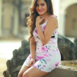 Ashu Reddy Instagram - I'm not a hot rose, I'm a sweet thorn. 🦀👹💕👀 #ashureddy #photoeveryday #photooftheday @naveen_photography_official 🎥