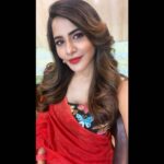 Ashu Reddy Instagram - I will stop looking at you only when I stop breathing ❤️ #ashureddy
