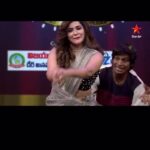 Ashu Reddy Instagram - Antha easy ga padiponu 🤣 @hari_express Watch @starmaa 1:30PM on Sunday 21st February @jabardasth_avinash @jordarsujatha @errollasantosh @poojarao_ananth @bhargavchowdarys ☀️