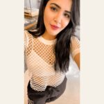Ashu Reddy Instagram - If you want to live a happy life, tie it to goals, not to people or things ~ @alberteinstein #goodvibes #toogoodtobetrue 🌹🙌🏻