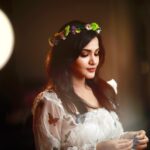 Ashu Reddy Instagram - She's way too busy pics'n her life 🧟‍♀️❤️ #birthdayweek #shootfun📷 @docteja
