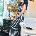Ashu Reddy Instagram - Head up queens !!! Or the crown might fall 🤓💋 #girlie