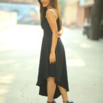 Ashu Reddy Instagram - Dark color is an emotion, everyone loves it..!!❤️🐺 #ashureddy #darkfantasy #photooftheday @naveen_photography_official 🧚🏻‍♀️