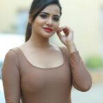 Ashu Reddy Instagram - Let me rest in your eyes for a lifetime!🔥♥️🧨 #ashureddy #photooftheday #photoeveryday #weekendvibes 👹 @naveen_photography_official