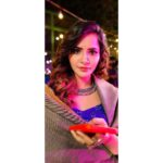 Ashu Reddy Instagram - A TRIBUTE TO SAMANTHA..!! 😍♥️ Coming soon, I'm sure you already guessed the song!! For the first time ever, tried something like this! #ashureddy #tributetosam #albumsong Make over by @celebritysecretsindia Directed by @w_i_n_od Production @tree_.house_. Styled by @pravalli_sarma Choreography @_tejaswani_behera_official_ @sudarshan_master_official Dop @rehanshaik_17