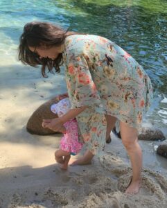Evelyn Sharma Instagram - The best way to spend a day by the beach.. 🐠⛱🌞🥰