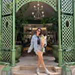 Hansika Motwani Instagram - Miss u Paris ✨🫶🏻 • • • @explorefrance @saintjamesparis @pickyourtrail Saint James Paris