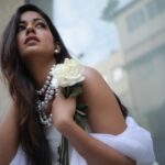 Ishita Dutta Instagram - The white wedding Part 1 🤍 Styled by: @styleitupbyaashna Shot by: @iamtauseefs Outfit: @tarjanikeshari_label Necklace Set: @nivi_accessories HMU: @makeup_by_neha_ansari