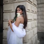 Ishita Dutta Instagram - #unedited 🤍 For the first time In a shoot I did not need any edit or touch up….absolutely love the feel n vibe of these pics… Styled by: @styleitupbyaashna Shot by: @iamtauseefs Outfit: @tarjanikeshari_label Necklace Set: @nivi_accessories HMU: @makeup_by_neha_ansari
