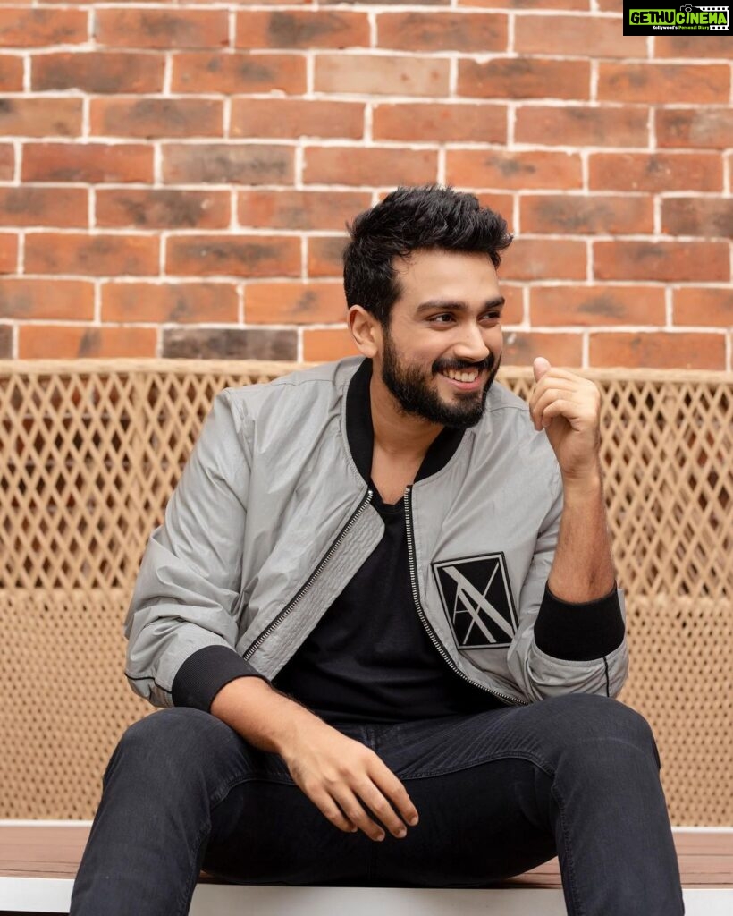 Actor Kalidas Jayaram HD Photos and Wallpapers September 2022 - Gethu ...