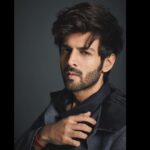 Kartik Aaryan Instagram - New 👶🏻 📷 - @rohanshrestha Styled by @akshitas11 Hair - @bashirsayyed.hair Mu- @waheedahmedshaikh