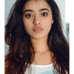 Ketika Sharma Instagram - Hey there my gorgeous insta fam , how you doing today ? 📸- @shazzalamphotography 🙌🏽 #positivevibes #fresh #morning #posts #portrait #natural #look #loveandlight