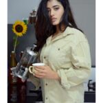 Ketika Sharma Instagram - Coffeeholic ☕️ Good morning Fam ❤️ 📸 - @shazzalamphotography 🔥 #kichen #diaries #coffeelover #coffeeholic #insta #moodboard #instafam #beautiful #days #to #be #grateful #for #photography #loveandlight #positivevibes #goodenergy #goodday