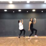 Ketika Sharma Instagram - That’s a slightly challenging one but SUPER FUN 💃🏼 choreography - @simranjat__ 😍 #cover #dances #casual #lessons #uploads #love #dancing #grateful #positivity #feeds #the #soul #mumbai #art #dance #instagramer #gram #it #loveandlight