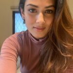 Mira Rajput Instagram – Here are my favourite packs and potions that you can prepare yourself 

#GetTheGlow

P.S it’s Lakdong Turmeric. Seems I read it wrong!