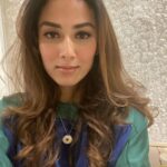 Mira Rajput Instagram – The AFTER with @justbobbibrown 💄 She is magic. #keepitreal @vogueindia