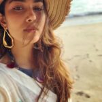 Mira Rajput Instagram - Keep me here ☀️