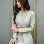 Mouni Roy Instagram -