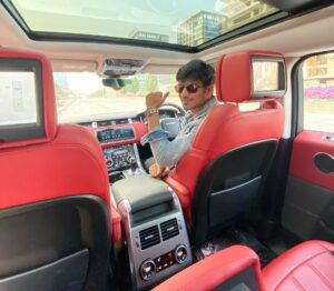 Nikhil Siddhartha Instagram - New Range Rover Sport Autobiography... 
Was supposed to gift myself for the success of Arjun Suravaram... COVID made it come a little late... #rangerover #rangeroversport #autobiography
