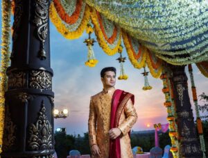 Nikhil Siddhartha Instagram - Thanks for all the wishes pouring in... my phone and social media has been flooded with Blessings and Love.. I also wanna thank the team behind the Wedding 👉🏼 Decor by @ekaa_customdecor Photography by @aswin_suresh_photography nd Outfit from @jahanpanahindia made the Wedding a Memorable one for Me. #NikPal #lockdownwedding