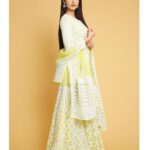 Nora Fatehi Instagram - 🌼🌼 Outfit: @abujanisandeepkhosla Styled by @hitendrakapopara Styling Asst @shiks_gupta25 @sameerkatariya92